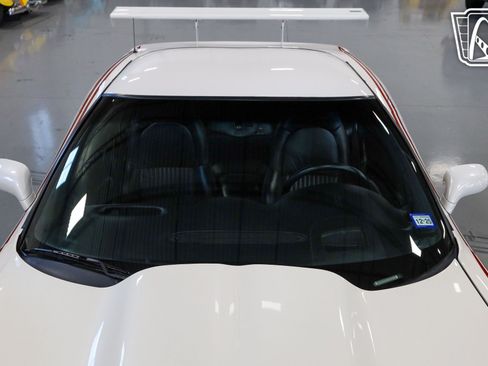 Used 2002 Chevrolet Corvette Z06 w/ Memory Pkg RWD image 26