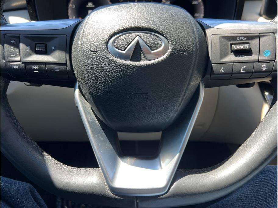 Used 2023 INFINITI QX60 Luxe w/ Cargo Package AWD/4WD image 13