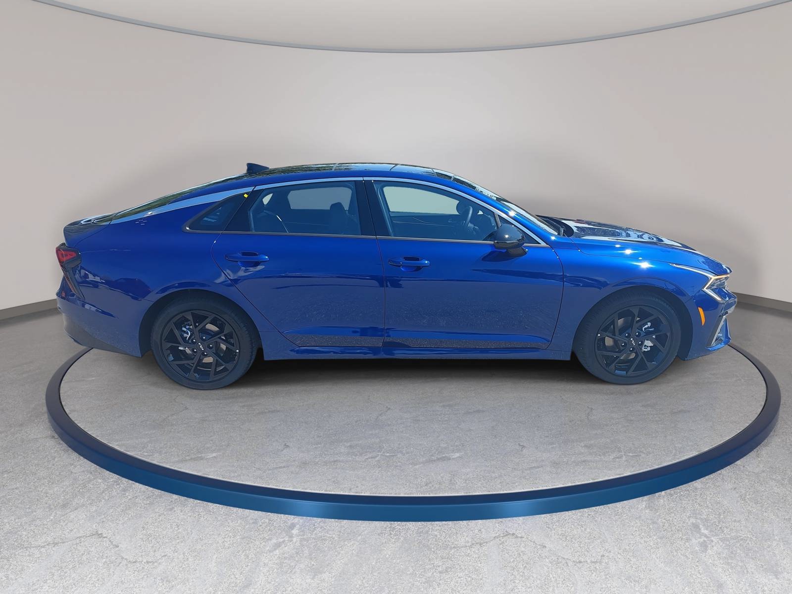 New 2027 Kia K5 GT-Line w/ GT-Line Premium Package FWD image 4