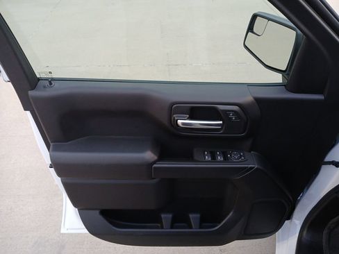 New 2025 Chevrolet Silverado 1500 Custom image 23