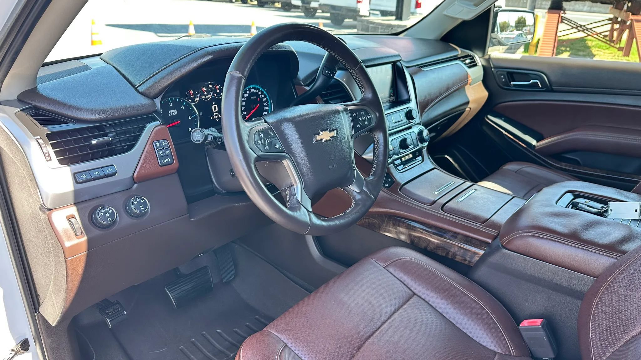Used 2016 Chevrolet Suburban LTZ AWD/4WD image 11