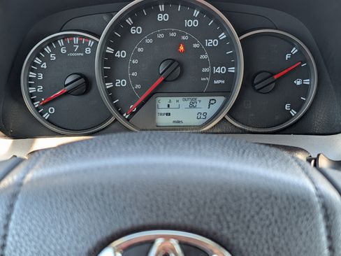 Used 2016 Toyota RAV4 LE image 26