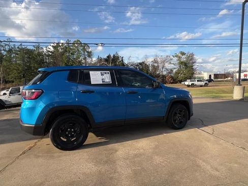 Used 2020 Jeep Compass Sport image 7