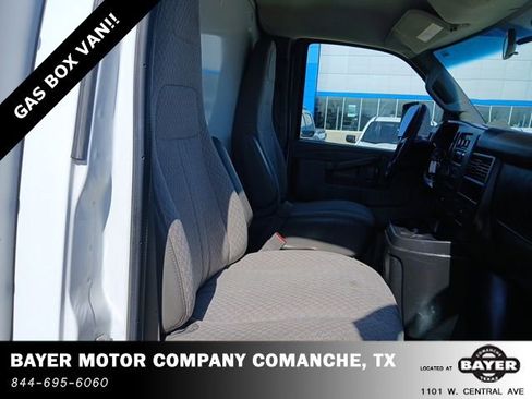 Used 2016 GMC Savana 3500 Extended image 19