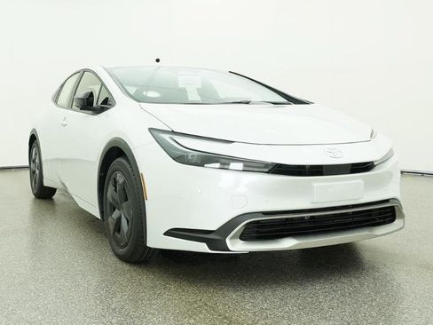 New 2026 Toyota Prius Plug-In Hybrid FWD image 23