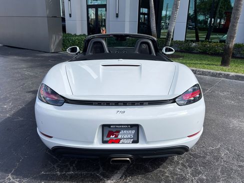 Used 2017 Porsche 718 Boxster image 21