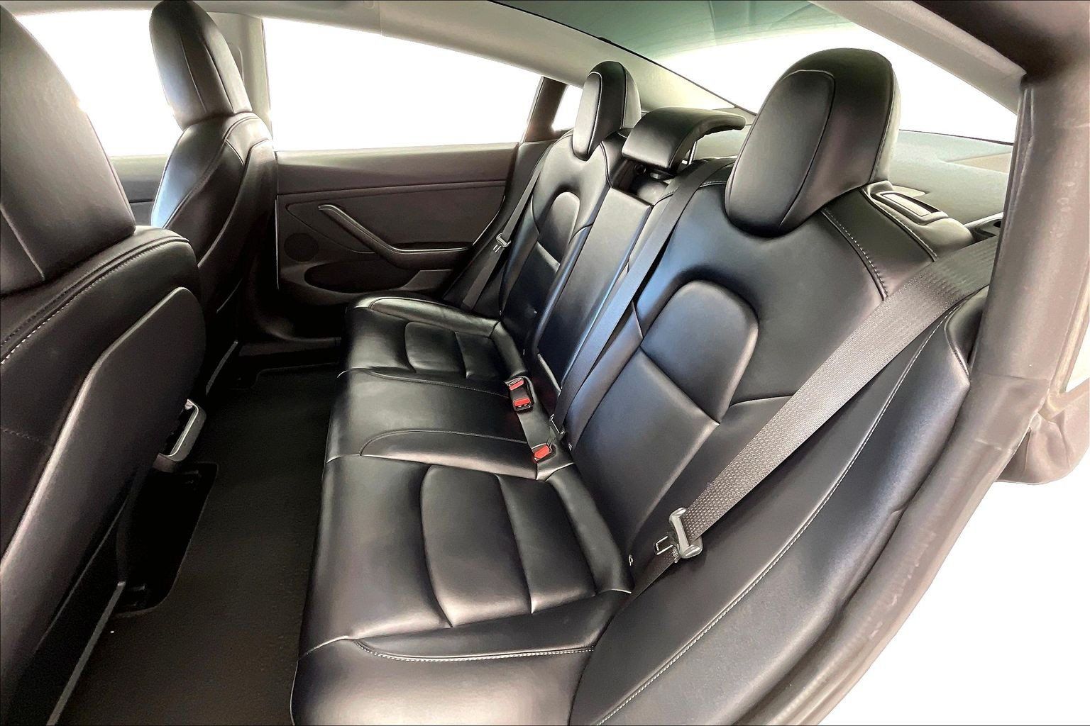 Used 2022 Tesla Model 3 Long Range AWD/4WD image 19