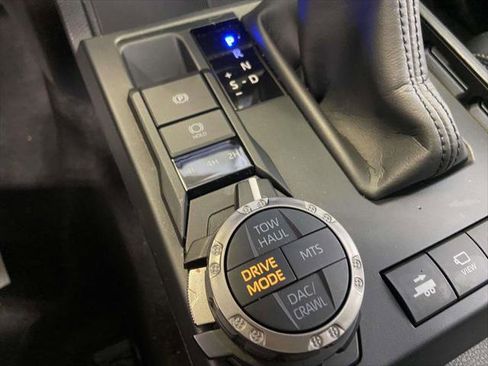 Certified 2025 Toyota 4Runner TRD Off-Road Premium w/ Tow Technology Package image 25