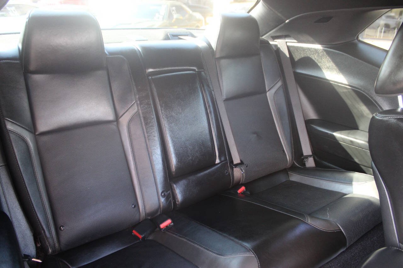 Used 2022 Dodge Challenger SXT w/ Plus Package RWD image 10