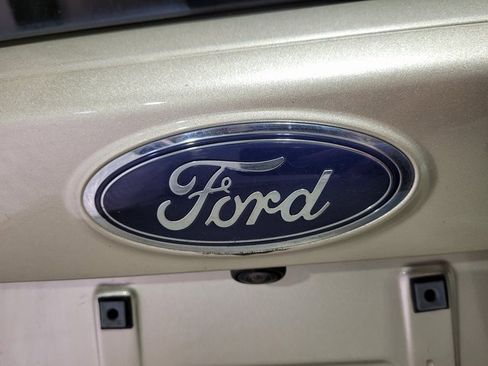 Used 2018 Ford Escape SE image 57