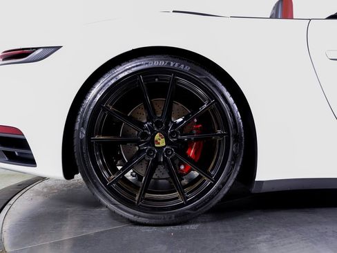 Certified 2024 Porsche 911 Carrera 4S w/ Premium Package image 28