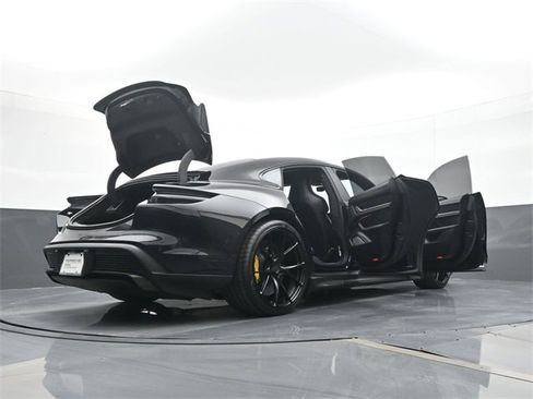 Certified 2020 Porsche Taycan Turbo S image 29