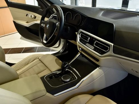 Used 2020 BMW 330i xDrive Sedan w/ Driving Assistance Package image 24