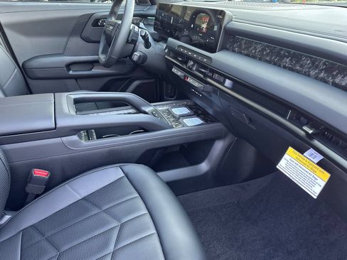 New 2027 Kia Telluride SX Prestige X-Pro AWD/4WD image 16