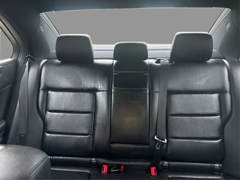 Used 2011 Mercedes-Benz E 350 4MATIC Sedan image 16