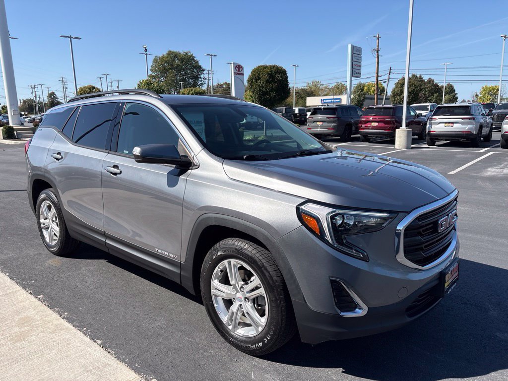 Used 2019 GMC Terrain SLE w/ Driver Convenience Package FWD image 7