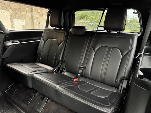 Used 2019 Ford Expedition Max Limited w/ Texas Edition Package RWD image 33