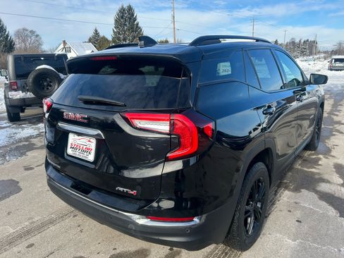 Used 2022 GMC Terrain AT4 w/ Infotainment Package II image 9