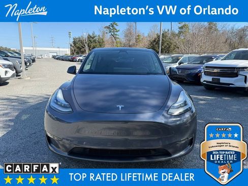 Used 2022 Tesla Model Y Long Range image 2