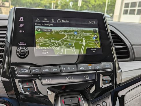 Used 2023 Honda Odyssey Elite image 23