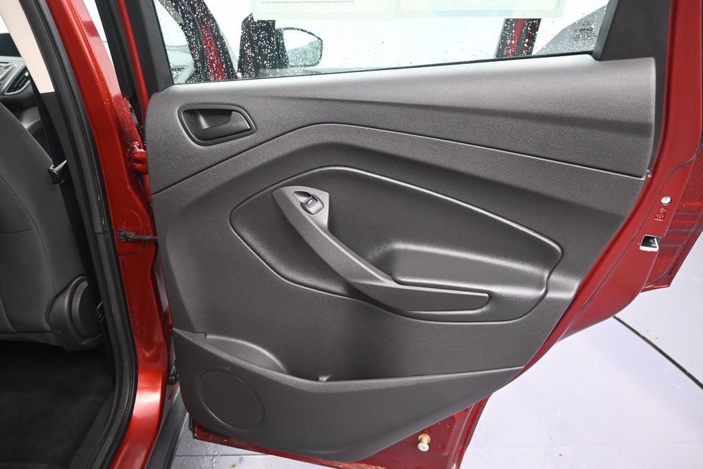 Used 2016 Ford Escape S FWD image 21