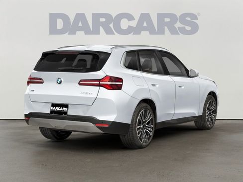 New 2026 BMW X3 xDrive30 w/ Premium Package image 3