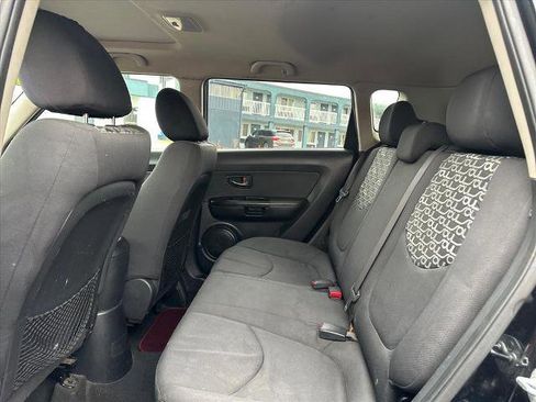 Used 2011 Kia Soul + w/ Audio Pkg image 10