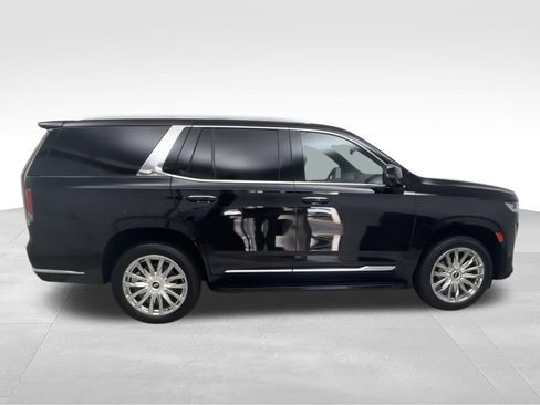 Used 2023 Cadillac Escalade Premium Luxury AWD/4WD image 9