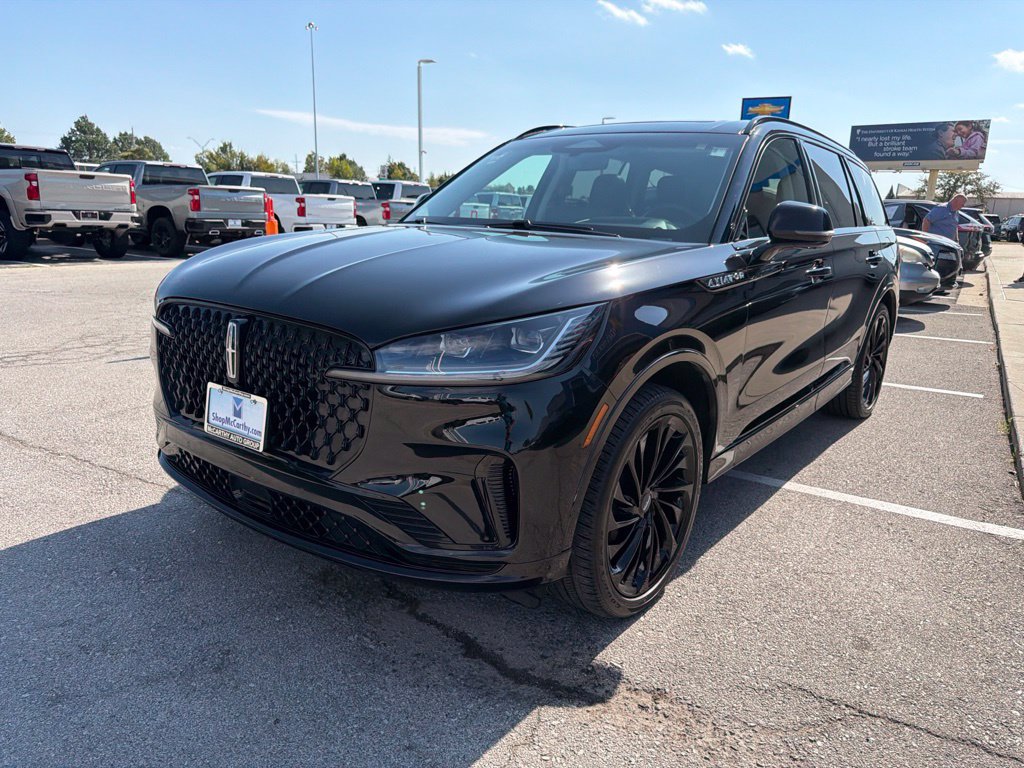 Used 2025 Lincoln Aviator Reserve w/ Equipment Group 201A AWD/4WD image 7