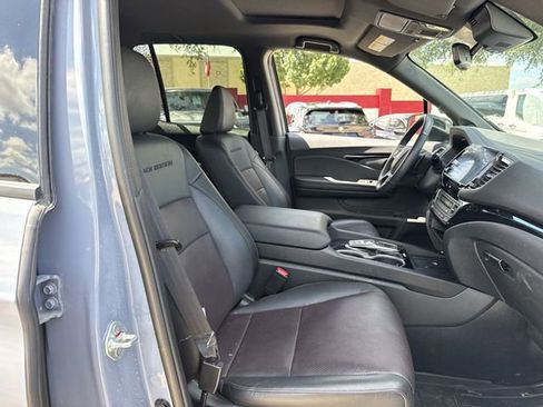 Used 2024 Honda Ridgeline Black Edition image 30