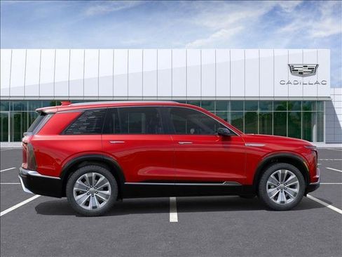 New 2026 Cadillac Vistiq Luxury w/ LPO, Floor Liner Package image 5