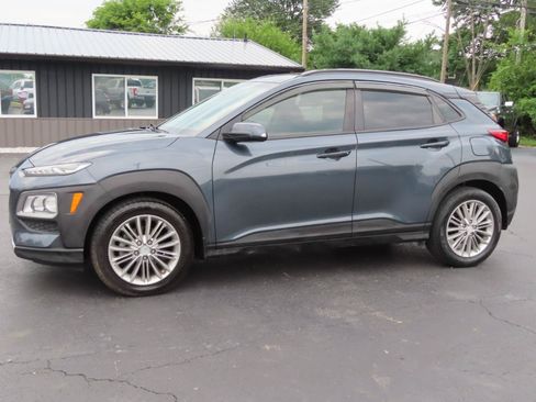Used 2019 Hyundai Kona SEL w/ SEL Tech Package 02 FWD image 2