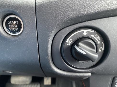 Used 2023 Nissan Frontier PRO-4X w/ Pro Convenience Package image 24