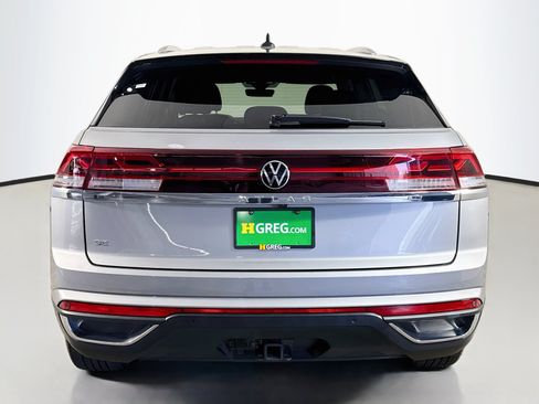 Used 2026 Volkswagen Atlas Cross Sport SE FWD image 8