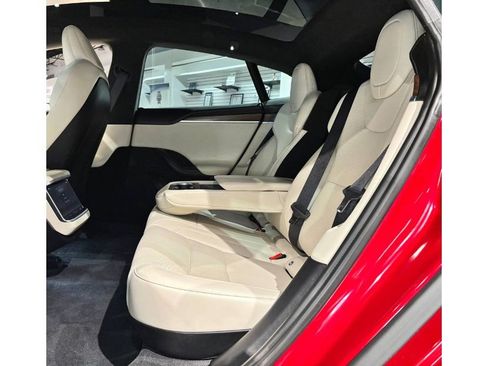 Used 2024 Tesla Model S image 22