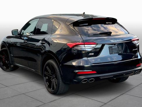 Used 2021 Maserati Levante S GranSport image 11