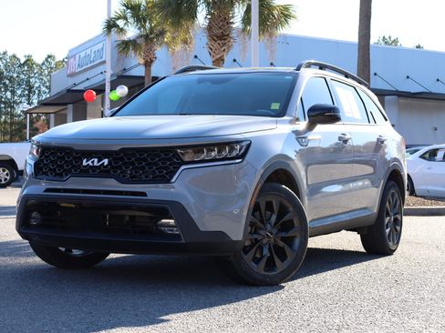 Used 2023 Kia Sorento X-Line EX image 1