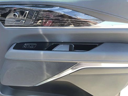 New 2025 Cadillac Escalade IQ Sport 1 w/ LPO, ONYX Package image 14