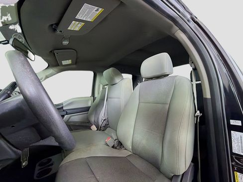 Used 2018 Ford F150 XL w/ Equipment Group 101A Mid image 13