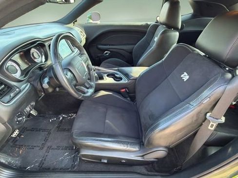 Used 2018 Dodge Challenger T/A image 18