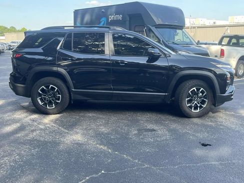 Used 2025 Chevrolet Equinox ACTIV w/ Safety and Technology Package FWD image 2
