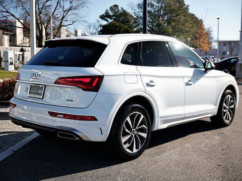 Certified 2025 Audi Q5 2.0T Premium Plus w/ Premium Plus Package image 7
