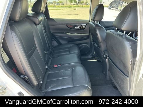 Used 2020 Nissan Rogue SL image 31