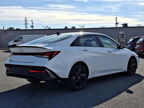 New 2026 Hyundai Elantra Sport image 3