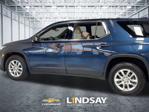 Used 2023 Chevrolet Traverse LS image 7