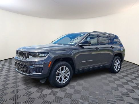 Used 2022 Jeep Grand Cherokee Limited AWD/4WD image 6
