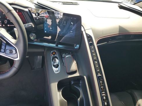 Used 2024 Chevrolet Corvette Stingray Premium Cpe w/ Stealth Interior Trim Package image 18