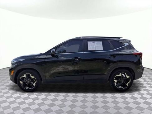 Used 2024 Kia Seltos EX FWD image 7