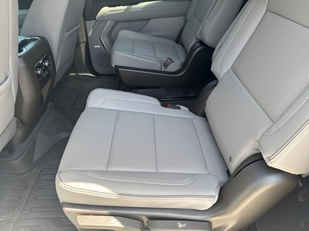 New 2026 GMC Yukon XL Elevation w/ LPO, Floor Liner Package RWD image 22
