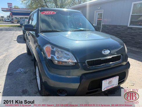 Used 2011 Kia Soul + w/ Audio Pkg FWD image 1